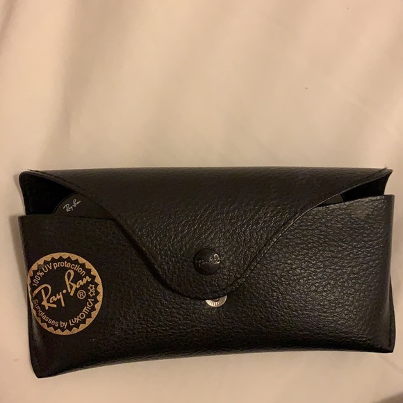 Authentic  all-black Ray Ban Aviators - Picture 5 of 5